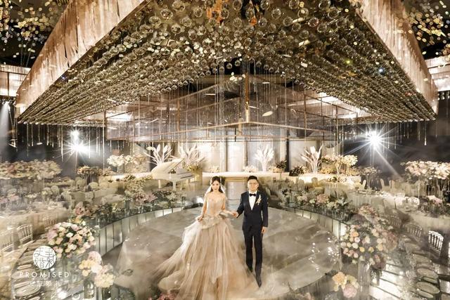 西式婚礼场景布置 多种西式婚礼现场展示(西式婚礼现场布置效果图)