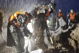 这场让中国人揪心的大雨，需要从6个层面反思图片