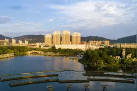 无人机镜头下的温岭老城区图片