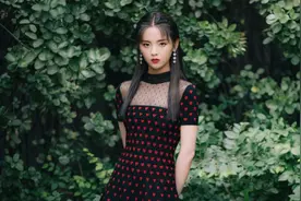 火箭少女杨超越，性感蕾丝小短裙大秀身材，网友：男生最爱的类型图片