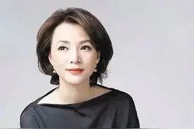 董卿父亲：缺席女儿成长7年做严父，今女儿甘愿嫁入豪门当后妈图片