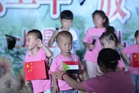 六一儿童节成“儿童劫”，让孩子表演节目，不如给孩子放假一天？图片