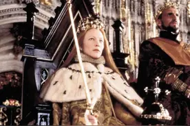 她是全英国最有权有势的女人，却一辈子离不开假发图片