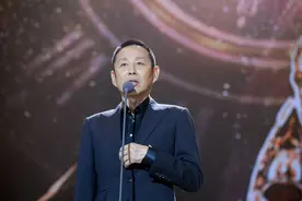 20岁拿影帝，手中11家公司，董子健背后的质疑从未停过图片