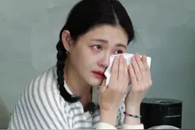 大S悲伤难抑！报复性消费吃4万豪华餐，还祝汪小菲永远过得比她好图片