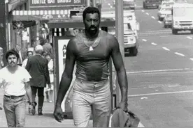 照片不会说谎！6图看张伯伦恐怖天赋：跟腱惊人，奥尼尔都被碾压图片