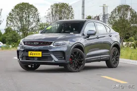 高颜值轿跑SUV，吉利星越配置解读，哪款更性价比图片