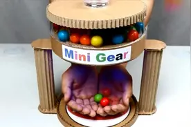 手工DIY 自制电动糖果机图片