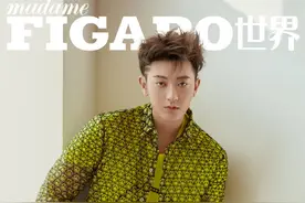 黄子韬钻石眼泪妆魅力四射，穿多套华服鲜艳明亮，不愧是你黄子韬图片