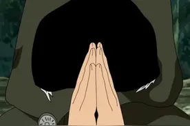 果心居士闯入木叶，佐助带佐良娜前去拦截，施展秽土后佐助哭了图片