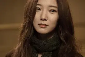 一个妓女和记者的故事，韩寒的《1988》，到底想表达什么？图片