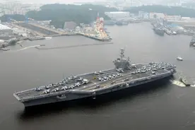 美国负债全球第一，还能养得起11艘航母？专家：原因简单图片