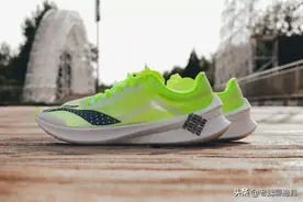 是李宁飘了？还是真到巅峰了？一双跑鞋卖2099，看看性能如何图片