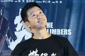 吴京200亿登顶国内票房，嫌他3年没赚够500万的初恋，现在后悔吗图片