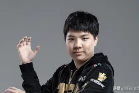 AJ宝刀未老，严君泽完成碾压！Cat：期待一手RNG上单对决图片