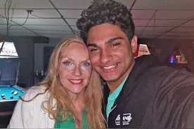 美国60岁女子订婚21岁大学生，“祖孙恋”被嫌弃，却称生活超和谐图片