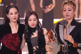 浪姐成团撕上热搜，还有谁在乘风破浪图片