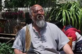 “老戏骨”李琦，自曝每天2包烟顿顿喝酒，嗜烟酒如命的他怎样了图片