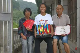 娄底17岁女孩的田径之路：曾经弱弱的她，用5年奔跑“冲”进了清华大学图片