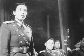 《英雄赞歌》广为传唱，银幕上却没留下她的名字：张映哲图片
