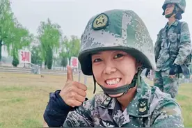 三级军士长的兵姐姐，是个传奇图片