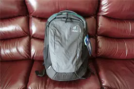 多特GIGA双肩包评测体验：大容量特能装图片