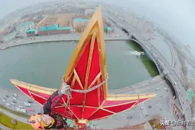 克里姆林宫的五角星，从金色改成红色，真的是用红宝石做的吗？图片