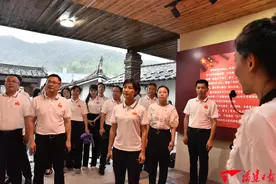南靖县委宣传部党支部开展“铭记奋斗历程 汲取前行力量”主题党日活动图片