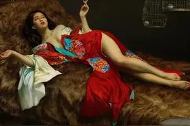 古典抑或通俗的视觉传达：王忻油画艺术欣赏图片