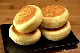 1碗面粉，3个鸡蛋，教你做喜饼，不加一滴水，好吃有嚼劲图片
