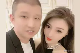 二驴夫妻售卖手机翻车后，高调回归直播，被曝依然不差钱图片