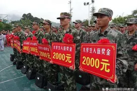 退役大学生士兵考研人数增加到8000人，快来应征入伍加钢淬火吧！图片