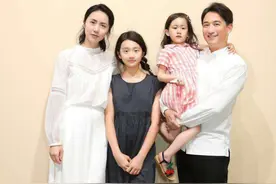 明星为什么热衷生娃？谢娜错过元旦晚会拼二胎，他们悄然儿女环绕图片
