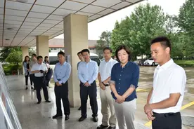 李婧调研无黑无恶创建工作图片