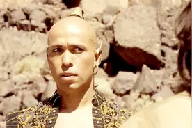 小伙跟神灯许了7个愿望，实现了第一个愿望后，神灯看懵了！视频封面