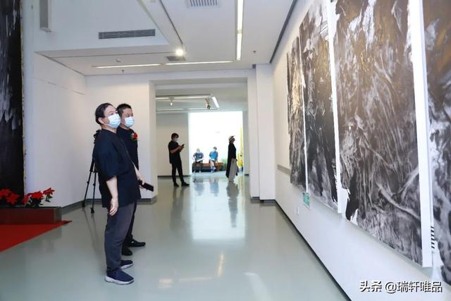 2021年鞠慧北京水墨展受到各界关注引起热烈反响