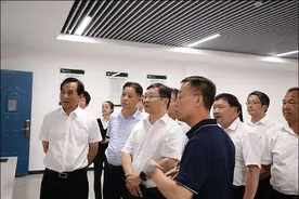 滁州市长吴劲：支持滁州学院“申硕更大”图片