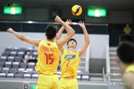 中国男排1比3不敌伊朗，无缘亚锦赛决赛，未能直通2022年世锦赛图片