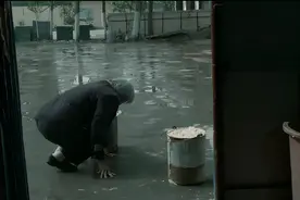 农村葬礼上的艳舞，近10年来最好的家庭片，却刺痛了多少国人图片