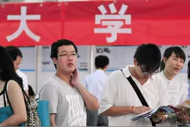 高考成绩仅仅达到重本线左右，四川的这几所高校很值得入手图片