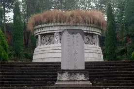 黔西北旅游观光，访古览胜，参观瞻仰的人文景观，贵州大方奢香墓图片