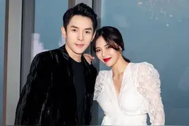 揭秘！长时间熬夜看手机，肌肤还那么嫩，李佳琦的保养全靠它图片
