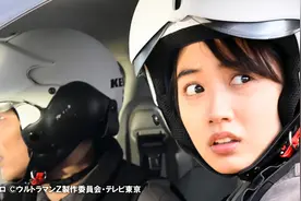 就《奥特曼》里演员的颜值，视为偶像剧都没问题，特摄与美人更搭图片