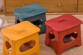 新式“折叠凳”一出，小巧轻便不占空，携带方便，太机智了图片