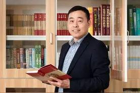 李朝晖院长：以中医为引领，现代医学为支撑，走中西医并重的发展之路图片