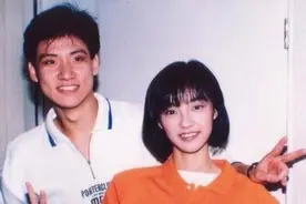 “天后”陈慧娴，与初恋痴缠6年，跟张学友当众拥吻，至今仍未婚图片