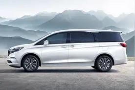 别克陆上公务舱和陆尊区别是什么？图片