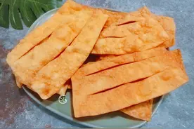 炸薄脆不酥脆？要掌握三个小技巧，又酥又脆，不油腻，吃着满嘴香图片
