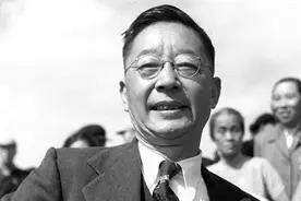 老舍深爱赵清阁，却又不舍原配，她给老舍留书8个字，后终生未嫁图片