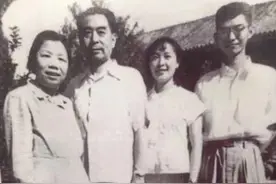 1959年，炼钢厂一女工得知男友竟是周总理侄子，为何匆忙提分手？图片